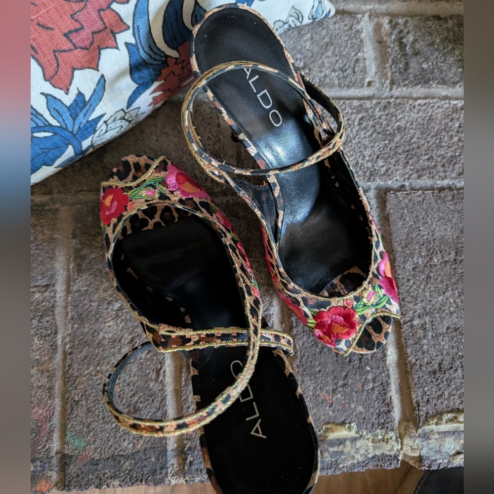 Leopard Print Floral Embroidered Aldo Women's Heels - Picture 8 of 10